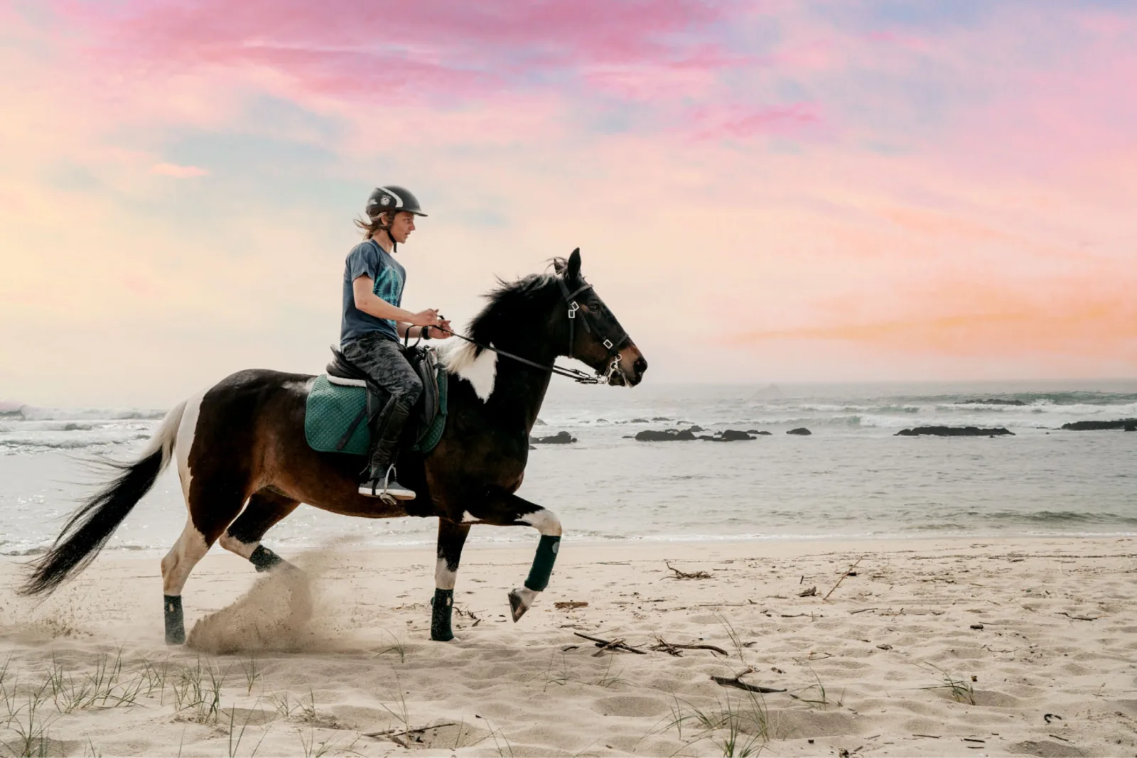 Viana do Castelo Horseback Riding Tour — Beach, Mountain & Flower Fields – image 2