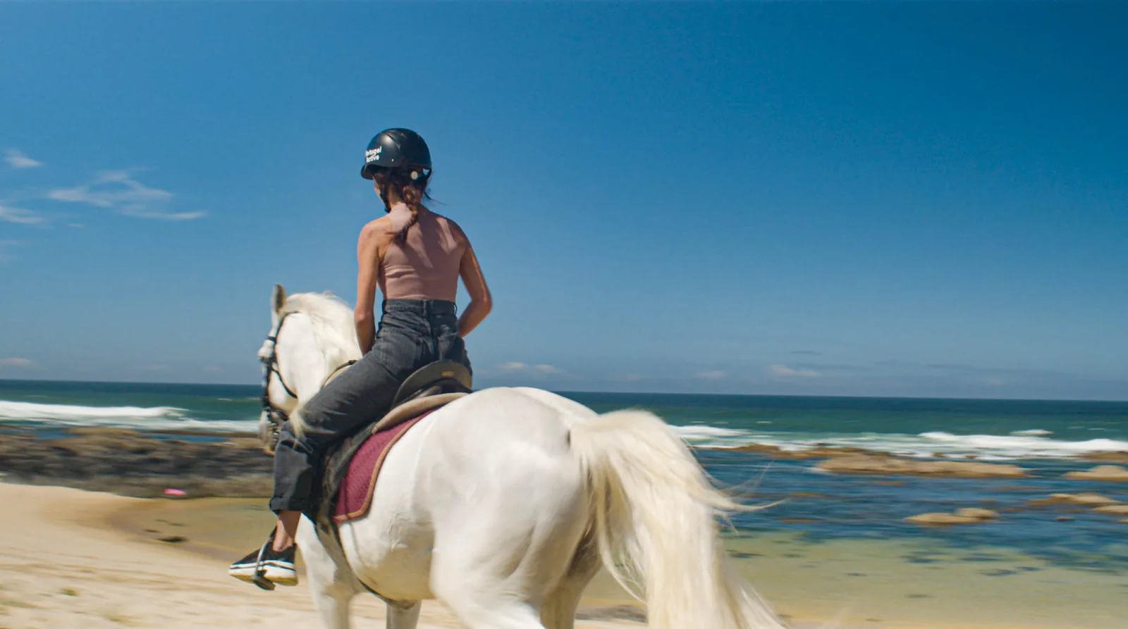 Viana do Castelo Horseback Riding Tour — Beach, Mountain & Flower Fields – image 17
