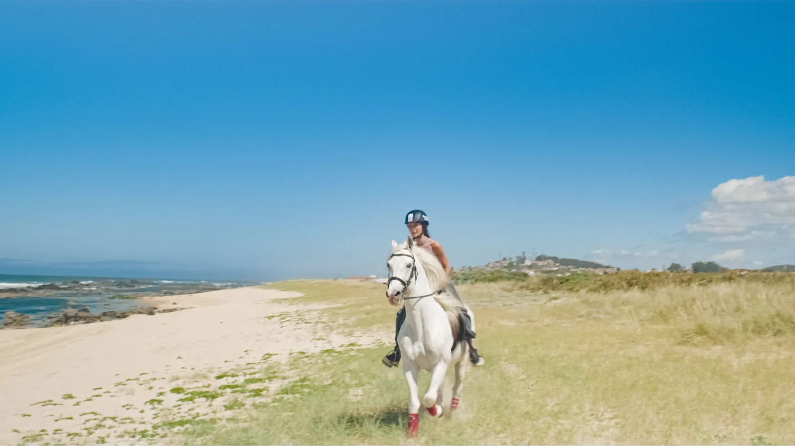 Viana do Castelo Horseback Riding Tour — Beach, Mountain & Flower Fields – image 27